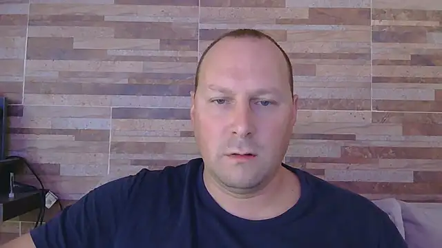 Snapshot of lustonfan chatting on 05-14-26, 12:45 lustonfan online show from 05-14-26, 12:45