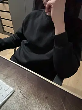 Nira16 online show from 04-13-26, 02:22