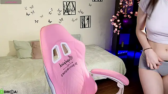 Sugar Kitten12 online show from 04-18-26, 01:09