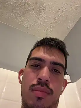 papichulo102099 online show from 04-23-26, 07:16