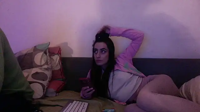 chiara-mario online show from 04-11-26, 09:08