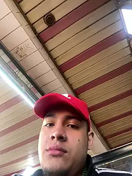 OliverTabordaa online show from 04-12-26, 01:05