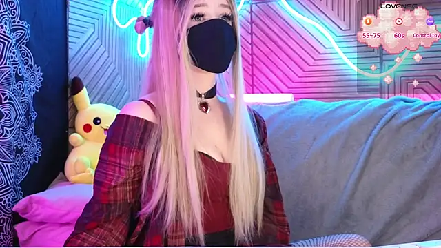 Snapshot of chill_paws chatting on 04-15-26, 02:07 chill paws online show from 04-15-26, 02:07