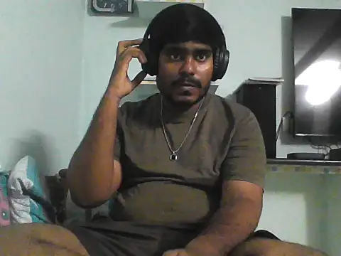 Foxboy65 online show from 04-29-26, 06:14