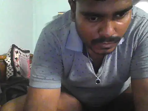 Foxboy65 online show from 05-04-26, 07:54