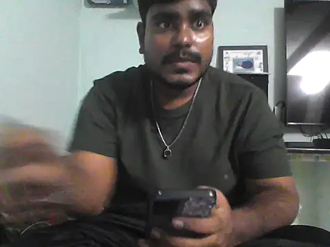 Foxboy65 online show from 05-17-26, 06:48