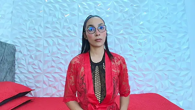 SOPHIA ZC online show from 03-28-26, 07:57