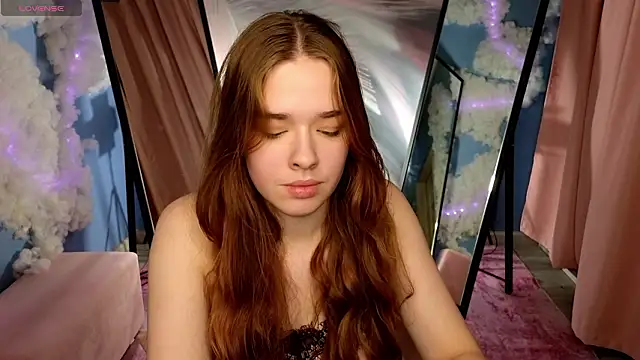 TiffanyVex online show from 03-05-26, 03:41