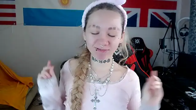 Nica Kawaii online show from 03-16-26, 06:28