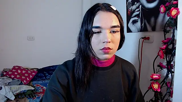 Candyy doll   online show from 05-15-26, 04:19