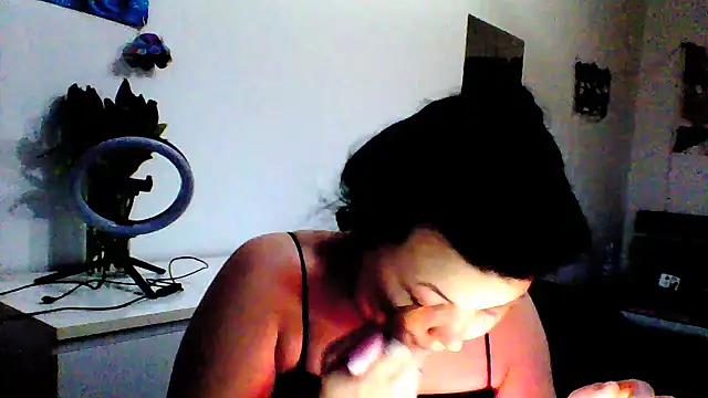 vvikkiii online show from 03-07-26, 04:26