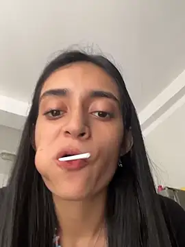 Snapshot of leilani_X chatting on 05-05-26, 03:31 leilani X online show from 05-05-26, 03:31