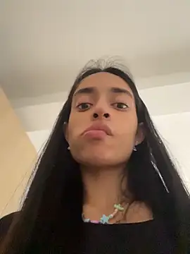 Snapshot of leilani_X chatting on 05-13-26, 01:41 leilani X online show from 05-13-26, 01:41