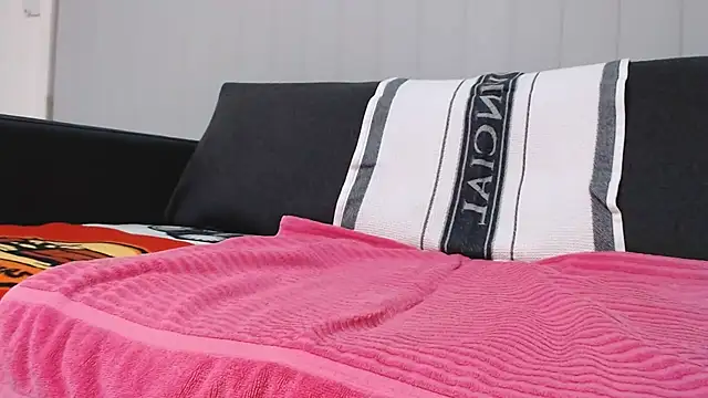 Snapshot of lilchristian@xh chatting on 07-28-26, 03:21 lilchristianxh online show from 07-28-26, 03:21