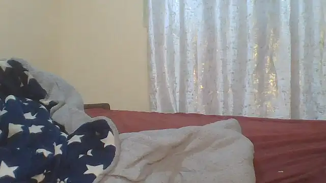 Snapshot of ndivhuwomuleya chatting on 06-12-26, 03:11 ndivhuwomuleya online show from 06-12-26, 03:11