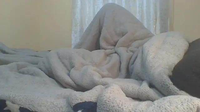 Snapshot of ndivhuwomuleya chatting on 06-24-26, 04:22 ndivhuwomuleya online show from 06-24-26, 04:22