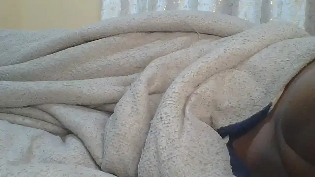 Snapshot of ndivhuwomuleya chatting on 07-23-26, 03:32 ndivhuwomuleya online show from 07-23-26, 03:32
