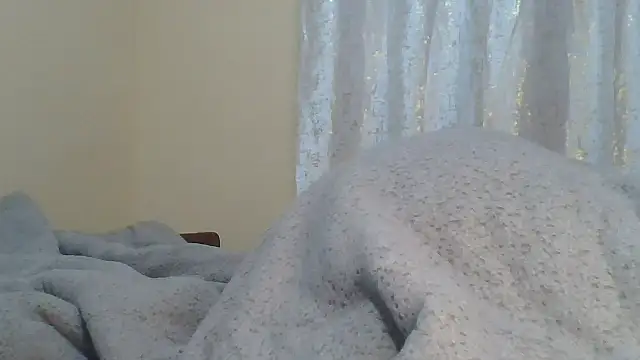 Snapshot of ndivhuwomuleya chatting on 07-25-26, 03:48 ndivhuwomuleya online show from 07-25-26, 03:48