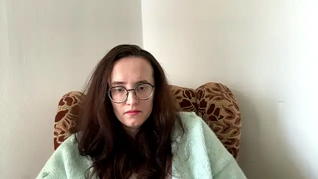 Snapshot of SofiaTease chatting on 04-28-26, 12:54 SofiaTease online show from 04-28-26, 12:54