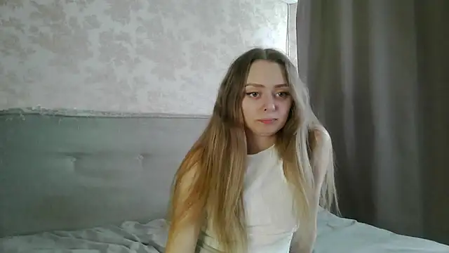 Snapshot of MysticGlimmer chatting on 04-29-26, 12:53 MysticGlimmer online show from 04-29-26, 12:53