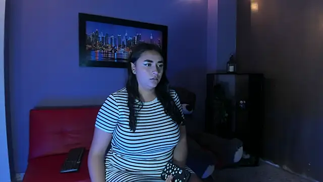 Lucyy tits online show from 06-10-26, 12:37
