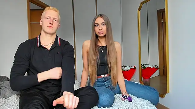 StepSisandStepBro online show from 04-18-26, 05:28