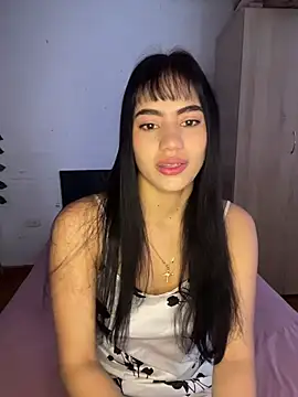 Snapshot of Ariel_blake chatting on 06-26-26, 05:50 Ariel blake online show from 06-26-26, 05:50