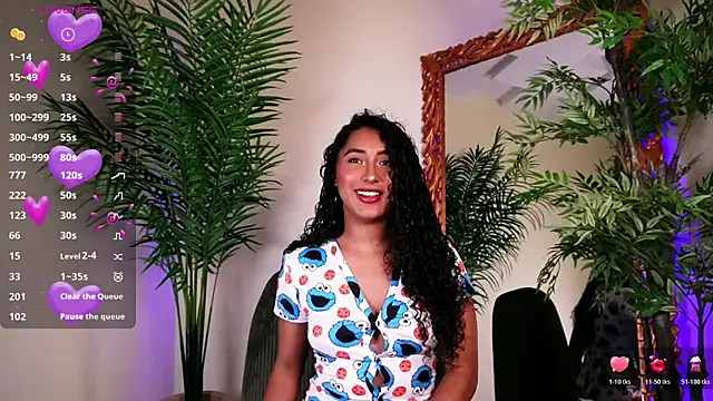 Snapshot of SoyJuliana_19 chatting on 05-21-26, 12:23 SoyJuliana 19 online show from 05-21-26, 12:23