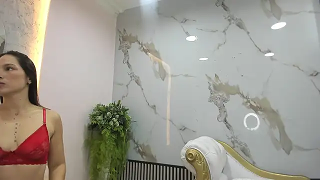 Gigi cutte  online show from 04-07-26, 12:05