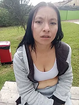 Snapshot of Chloe16_ chatting on 07-20-26, 08:22 Chloe16 online show from 07-20-26, 08:22