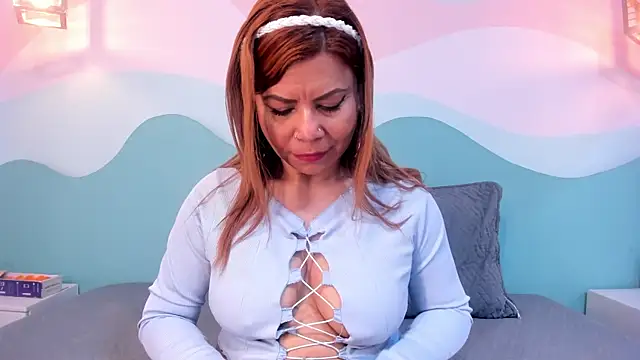 Corina Taylor12 online show from 06-03-26, 12:41