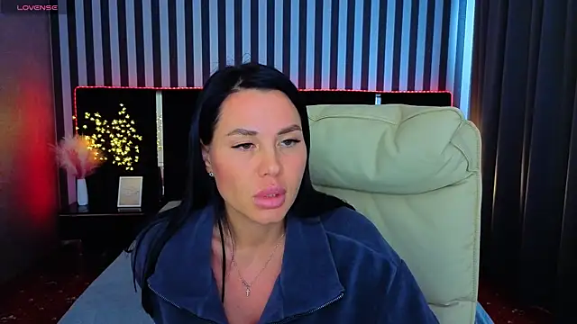 Casey Min online show from 03-21-26, 01:16