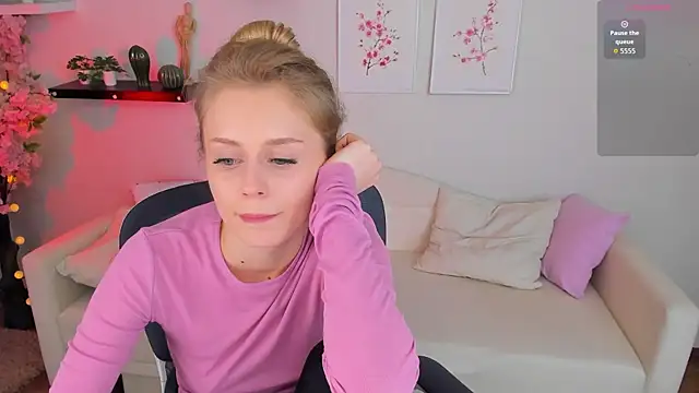 Mickey Milk online show from 04-03-26, 04:27