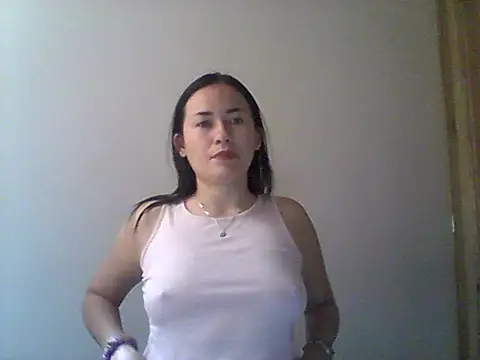 Erin oficial online show from 04-10-26, 02:33