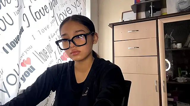 CatherineForbes online show from 03-27-26, 08:20