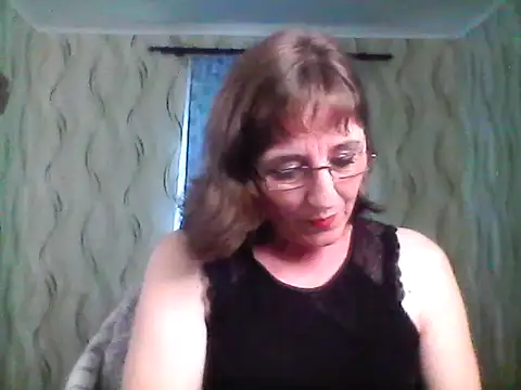 Alisaprice077 online show from 04-21-26, 02:34