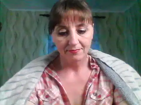 Alisaprice077 online show from 04-25-26, 02:36