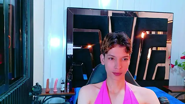 Stefany PiInk online show from 04-09-26, 12:21