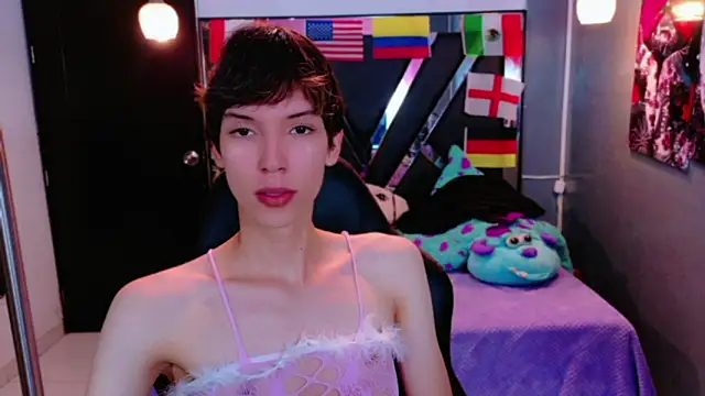 Snapshot of Stefany_PiInk chatting on 06-19-26, 12:20 Stefany PiInk online show from 06-19-26, 12:20