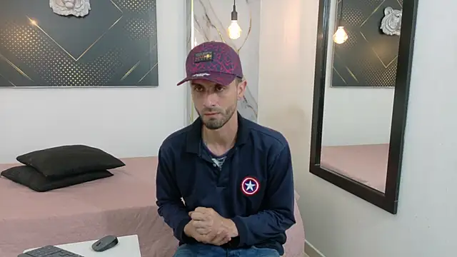 KingOfTemptation online show from 07-05-26, 04:07