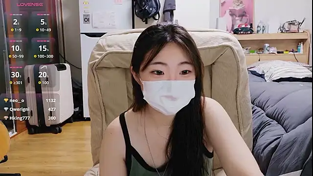Snapshot of Berry_Chuu chatting on 07-05-26, 07:10 Berry Chuu online show from 07-05-26, 07:10