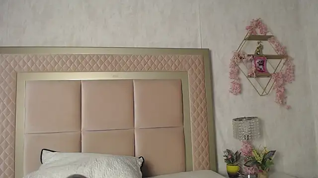 Madii  online show from 03-26-26, 12:00