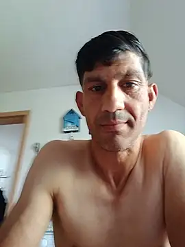 denyscasian online show from 06-18-26, 01:48