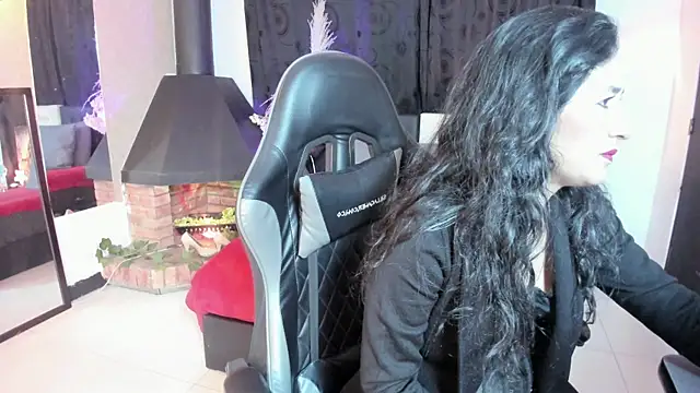 Snapshot of Vicky_Angeel chatting on 05-31-26, 12:52 Vicky Angeel online show from 05-31-26, 12:52