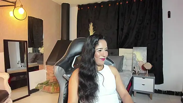 Snapshot of Vicky_Angeel chatting on 06-04-26, 03:56 Vicky Angeel online show from 06-04-26, 03:56