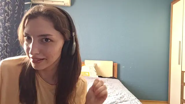 CindyLight online show from 04-11-26, 02:21