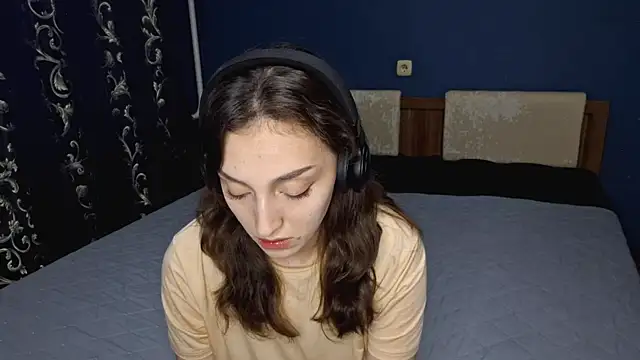 CindyLight online show from 05-02-26, 04:12