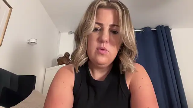annabellewarick online show from 05-25-26, 08:59
