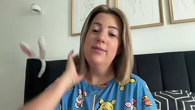 annabellewarick online show from 06-04-26, 06:19