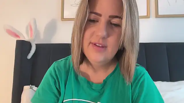 annabellewarick online show from 06-18-26, 06:13